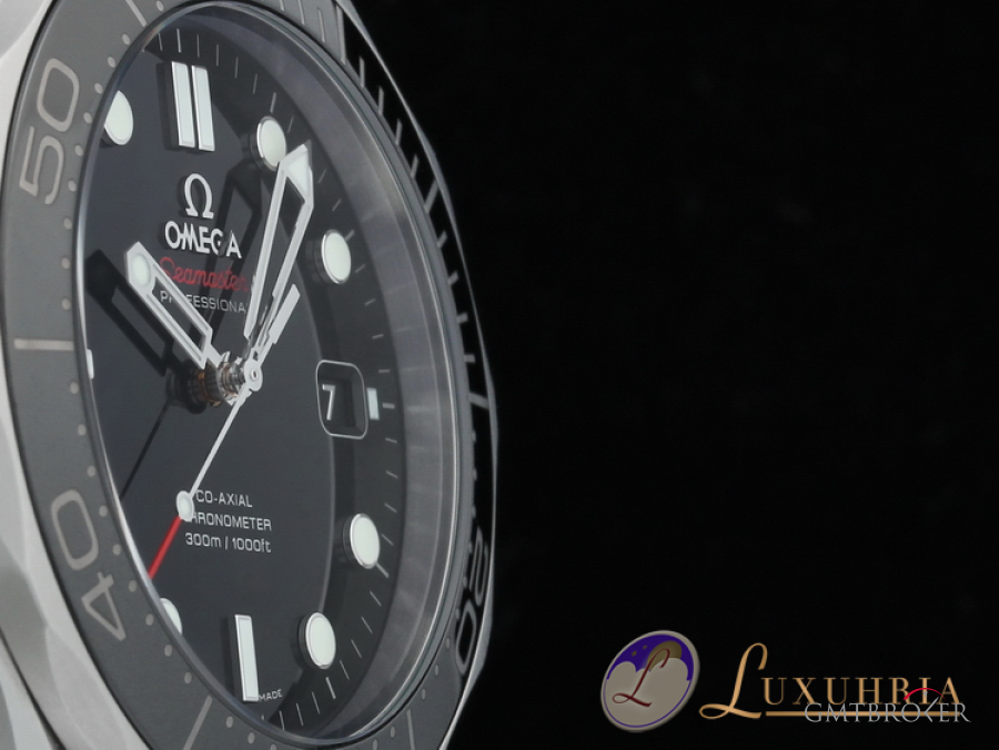 Omega Seamaster Professional Diver 300 M Co-Axial Date 4 212.30.41.20.01.003 748565