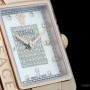 Versace Rve Carr Perlmutt-Zifferblatt mit Diamantbesatz