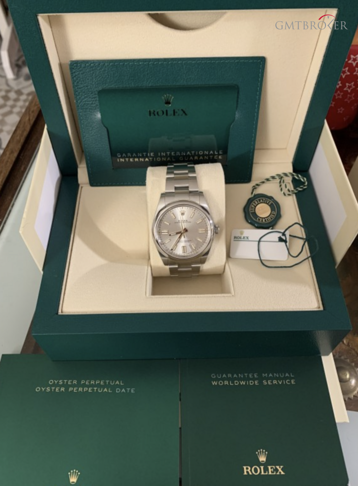 Rolex Oyster Perpetual 124300 921212
