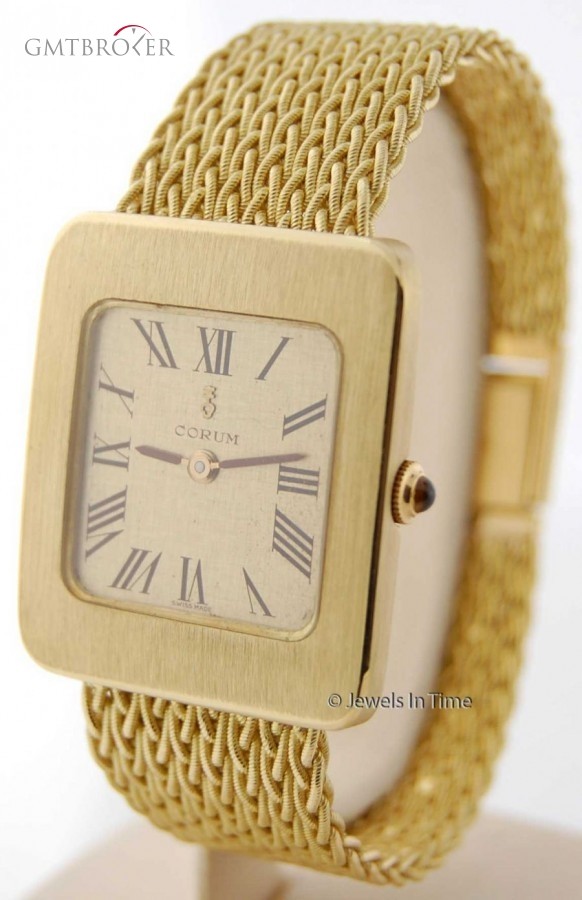 Corum Vintage Mens 18k Yellow Gold Bracelet Watch nessuna 154971
