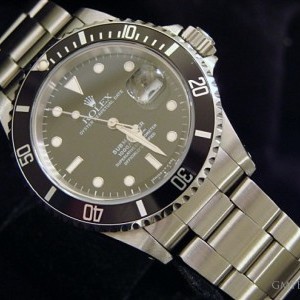 Rolex Mens  Stainless Steel Submariner Date Watch w Blac 16610 245871