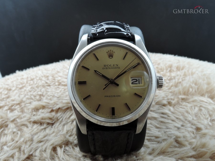 Rolex Oyster Date 6694 Original Gold Dial With Gold Hand 6694 689053