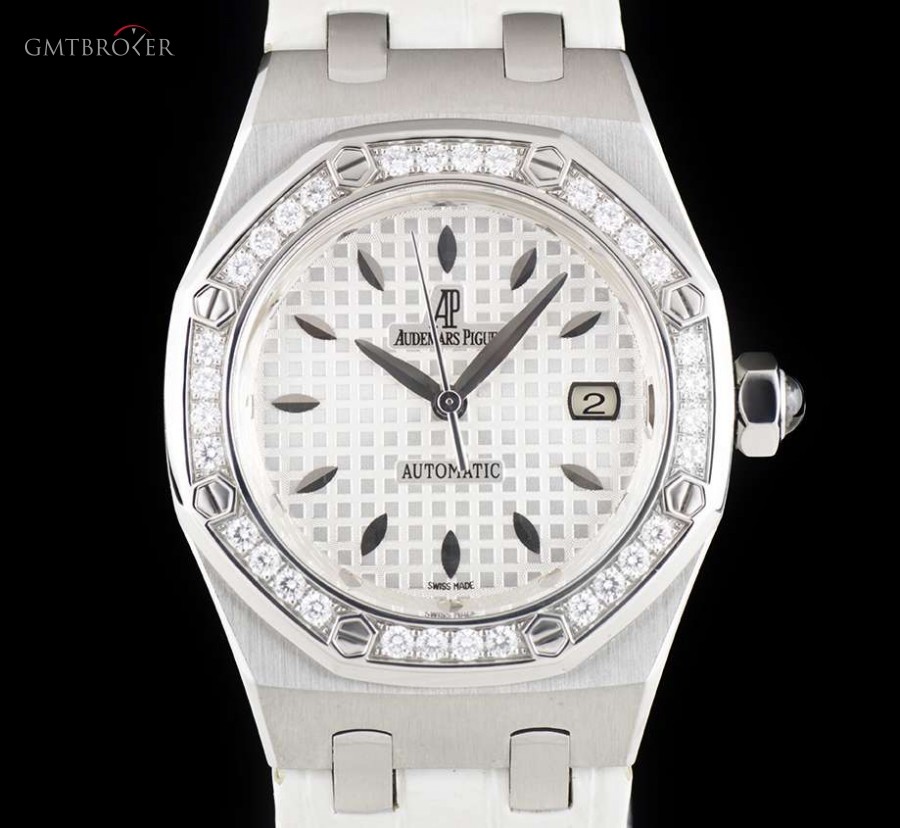 Audemars Piguet Royal Oak Ladies Stainless Steel Silver Dial Diamo 77321ST.ZZ.DO12CR.01 767042