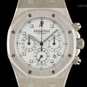Audemars Piguet Royal Oak Chronograph 18k White Gold Silver Dial 2 26022BC.OO.D002CR.01 764875