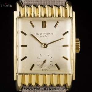 Omega Philippe 18k Yellow Gold Scalloped Hooded Lugs Vin 2517 244631