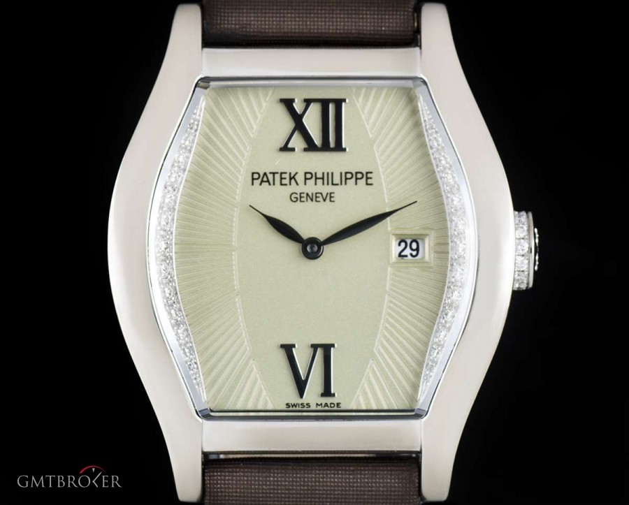 Patek Philippe Diamond Set Gondolo Ladies 18k White Gold Vanilla 4949G-001 763009