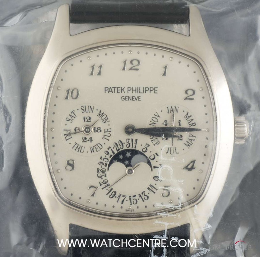 Patek Philippe 18k White Gold Sealed Perpetual Calendar Moonphase 5940G-001 742651