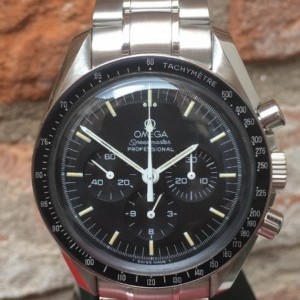 Omega Speedmaster Professional Moon Watch 35725000 744133